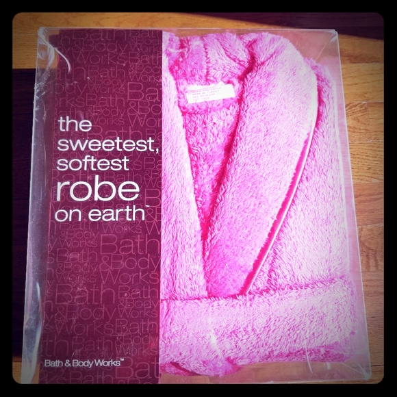 ASO GLEE BARBIE HOT PINK THICK & FLUFFY BATHROBE BATH & BW FULL LENGTH CLUELESS - Picture 2 of 4